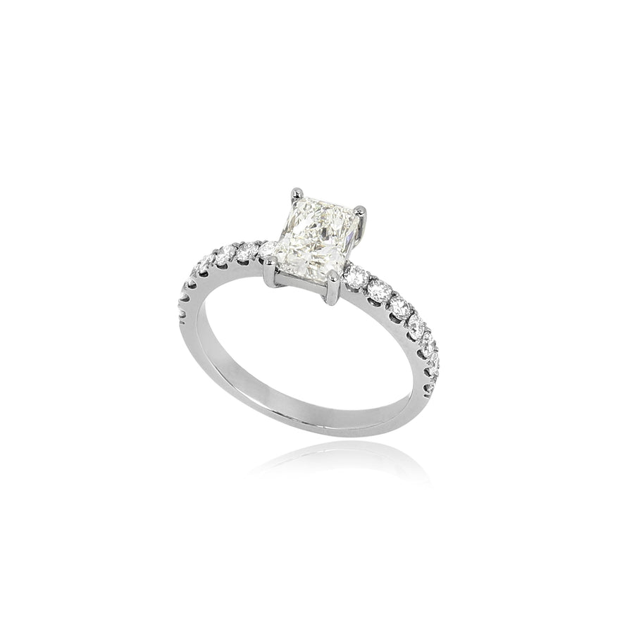 Anel A Million Reasons com 1,35 ct de Diamantes Radiant Cut e Redondos gabriela susanna