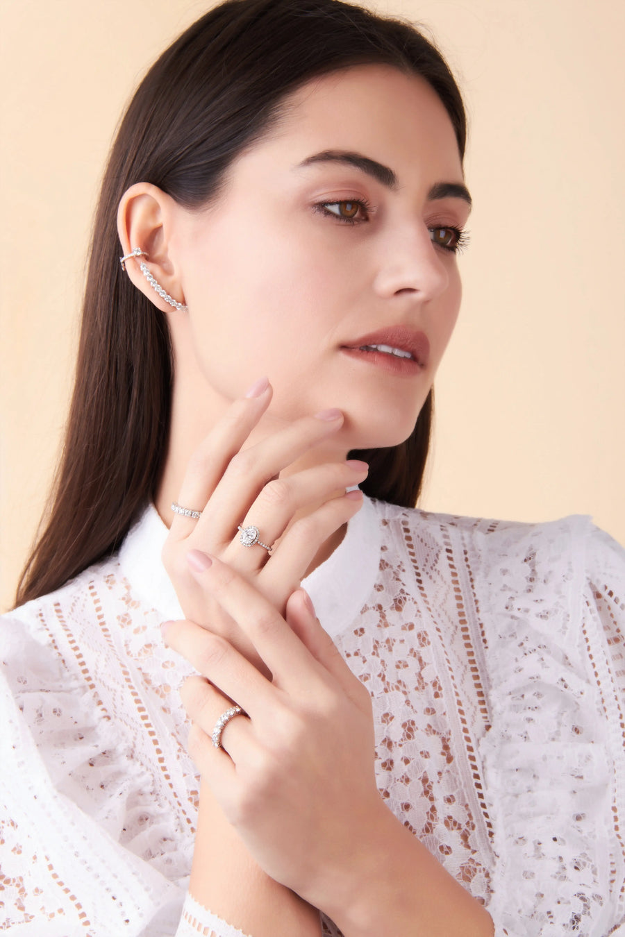 Anel A Million Reasons Halo com 1,28 ct de Diamantes Oval cut e Redondos gabriela susanna