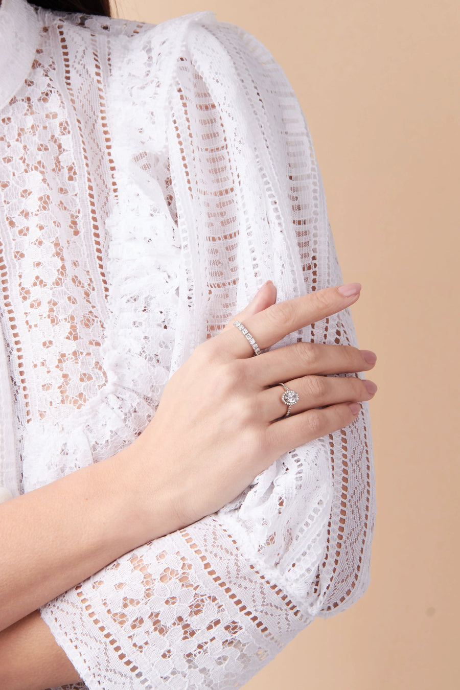 Anel A Million Reasons Halo com 1,28 ct de Diamantes Oval cut e Redondos gabriela susanna