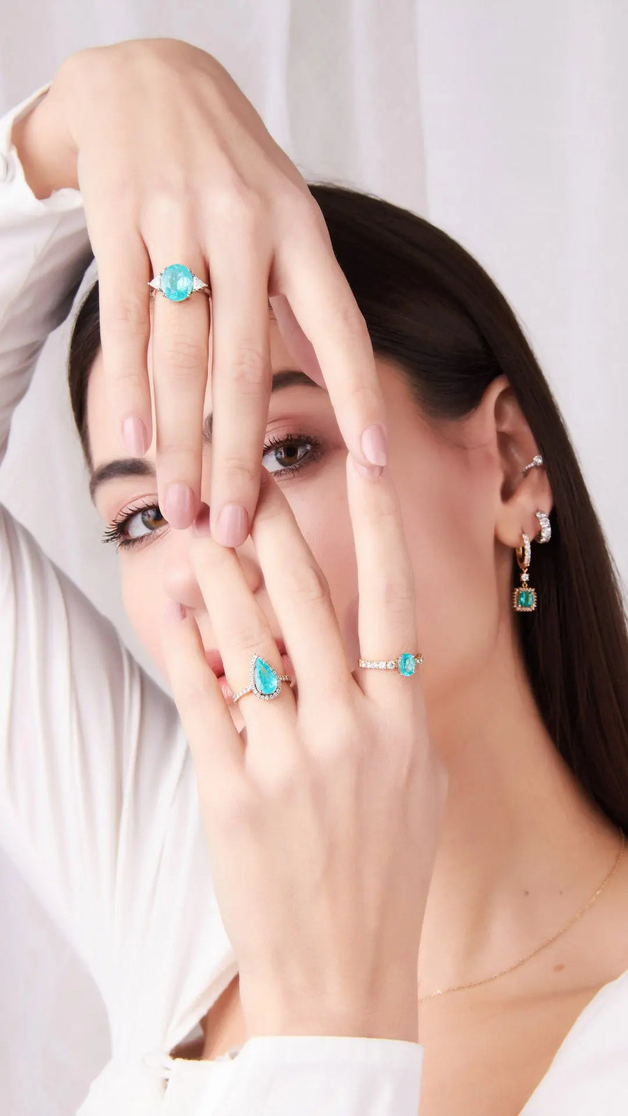 Anel A Million Reasons Trilogy com Turmalina Paraíba Oval com 4,00 ct e Diamantes Trillions gabriela susanna